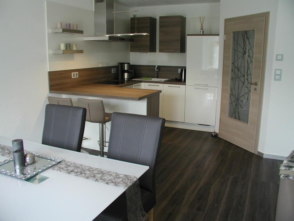 Lifestyle Beauty & Wellness Apartman Moosbach  Szoba fotó